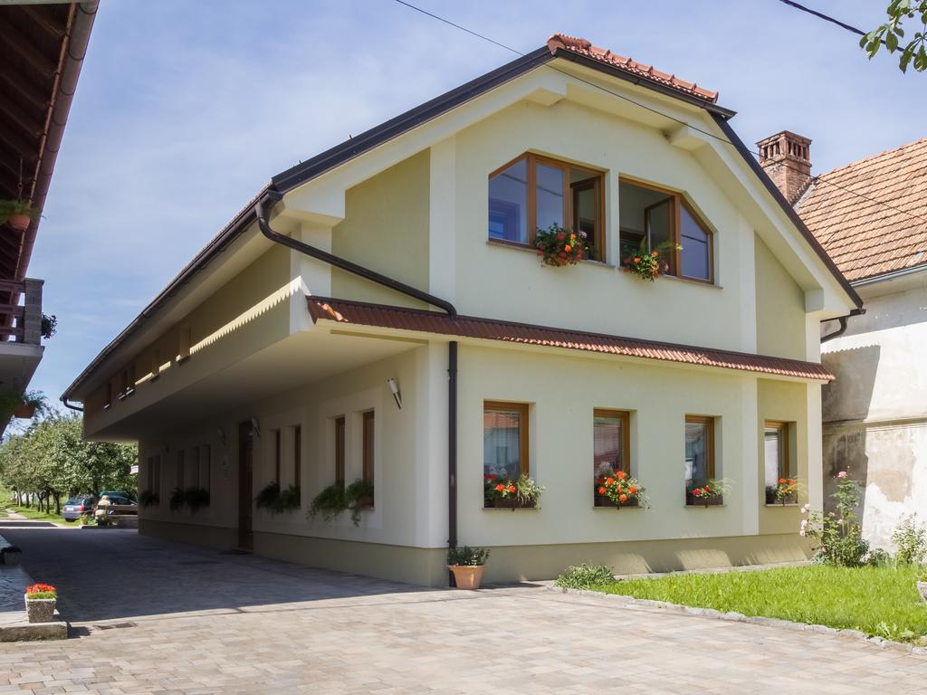 Hotel Turisticna Kmetija Logar Grahovo Exteriér fotografie